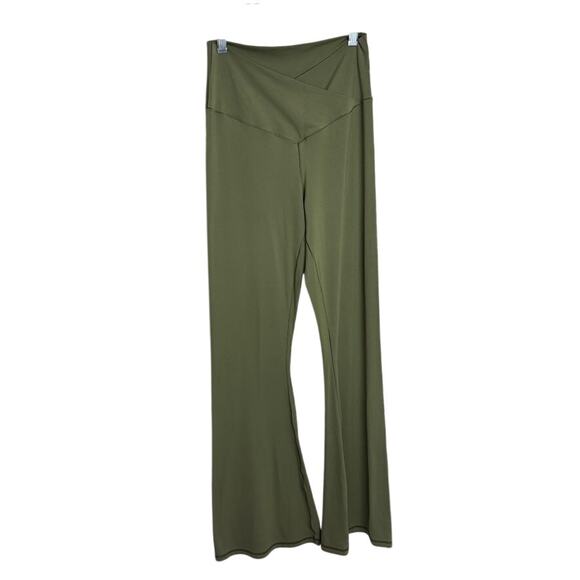 Offline by Aerie Flare High Rise Green L Overlap Waistband - Picture 2 of 5